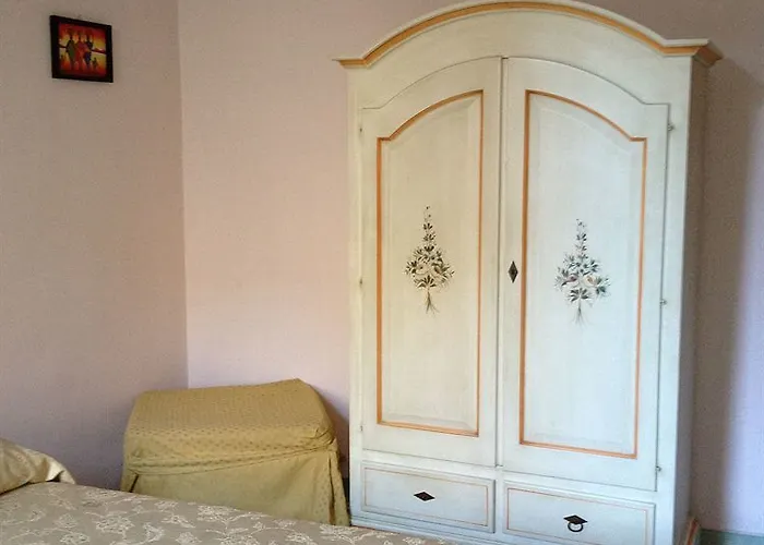 Elia فندق مبيت وإفطار 3*