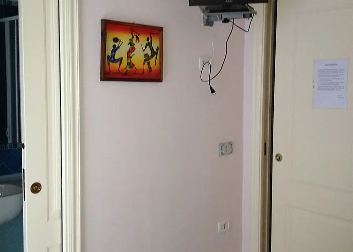 فندق مبيت وإفطار Elia نابولي